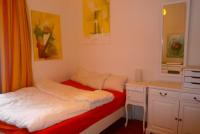 Room, Brussels, Bedrooms: 2