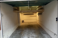 Garage, Brussels, Bedrooms: 1