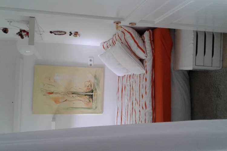 Room, Brussels, Bedrooms: 2