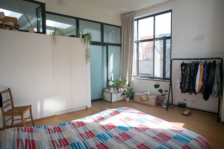 Room, Brussels, Bedrooms: 4