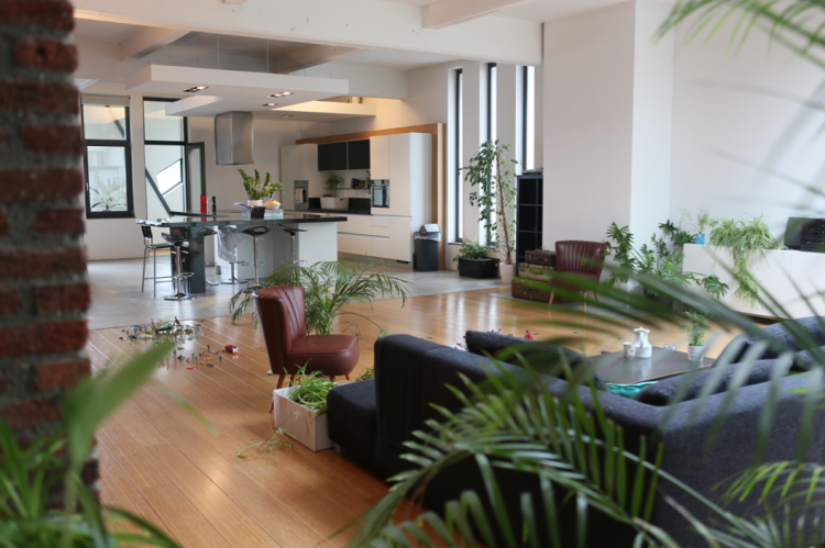 Room, Brussels, Bedrooms: 4