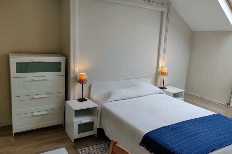 Room, Brussels, Bedrooms: 2